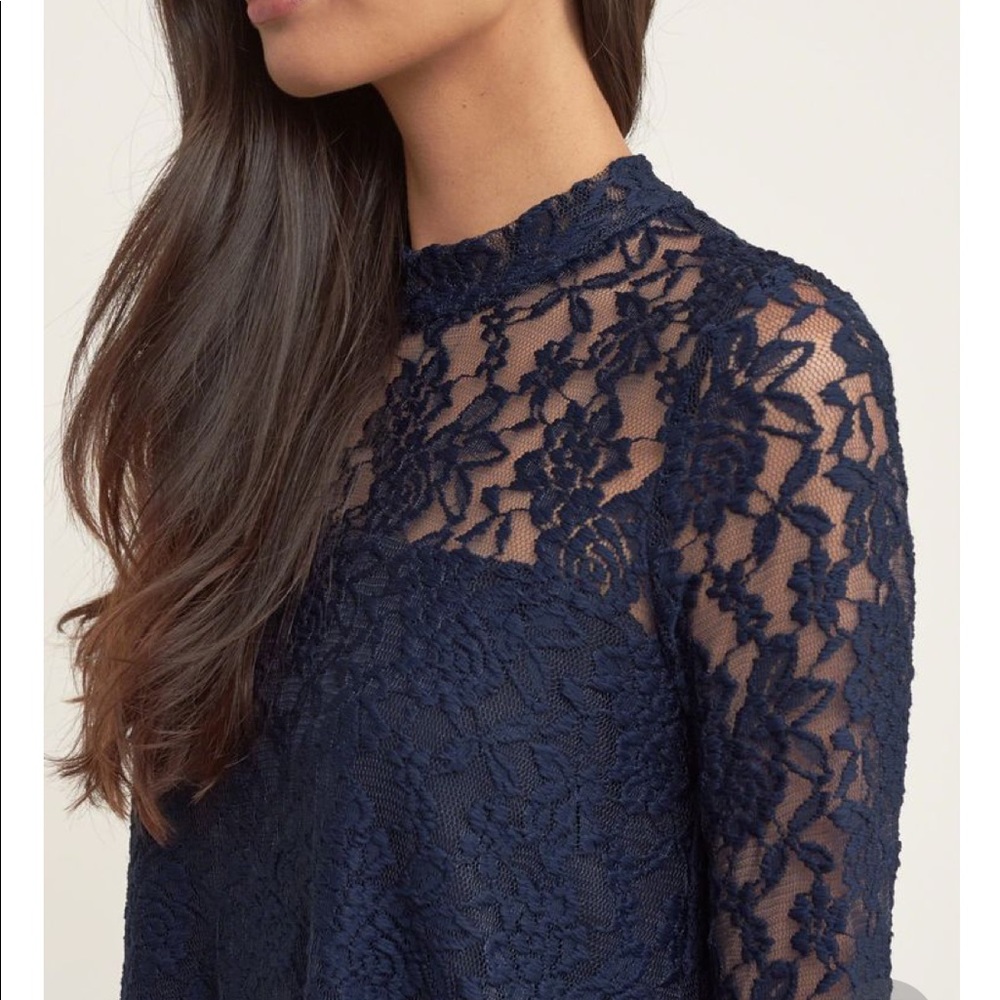 A&F Lace Mock Neck Top - Picture 2 of 3
